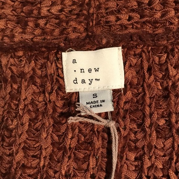 Sweater - Picture 3 of 3